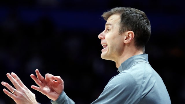 Duke basketball head coach Jon Scheyer